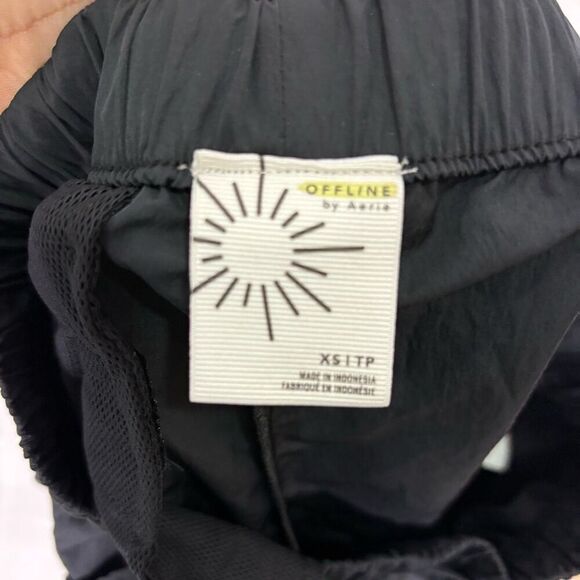 Offline by Aerie Black Nylon/Polyester Cargo Cinch Bottom Pants Women's XS - Picture 13 of 16